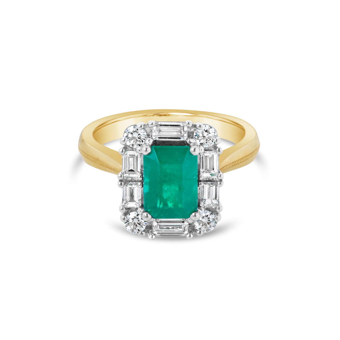 Emerald & diamond Ring